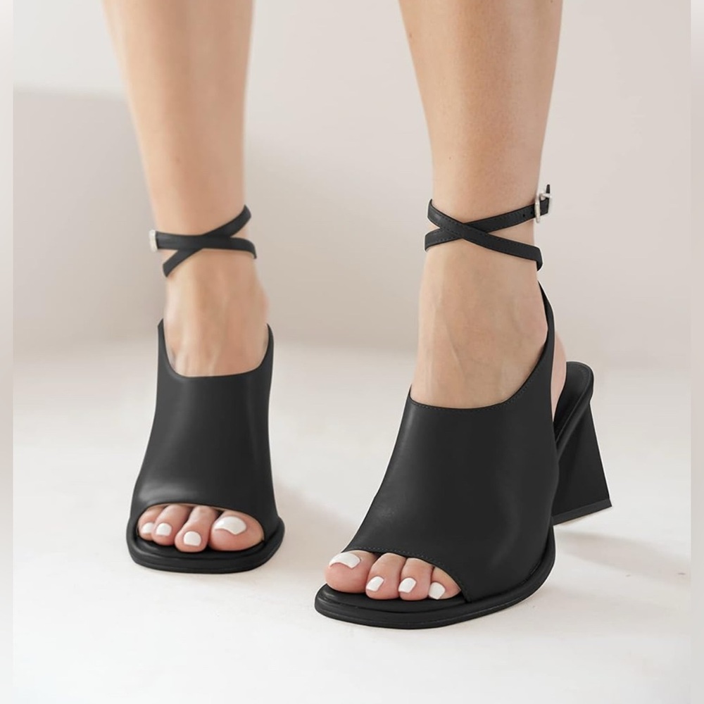 Elegant Black Women's Heels with Ankle Strap